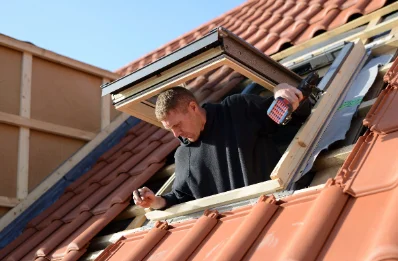 Pose de fenêtres de toit Velux à Chênex